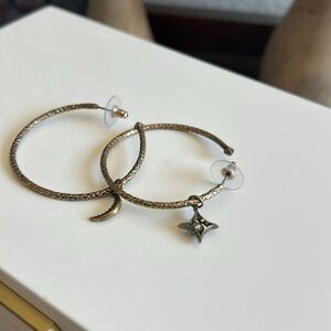 Kendra Scott Vintage Gold Charm Hoop Earrings